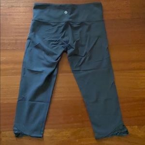 Lululemon crop leggings
